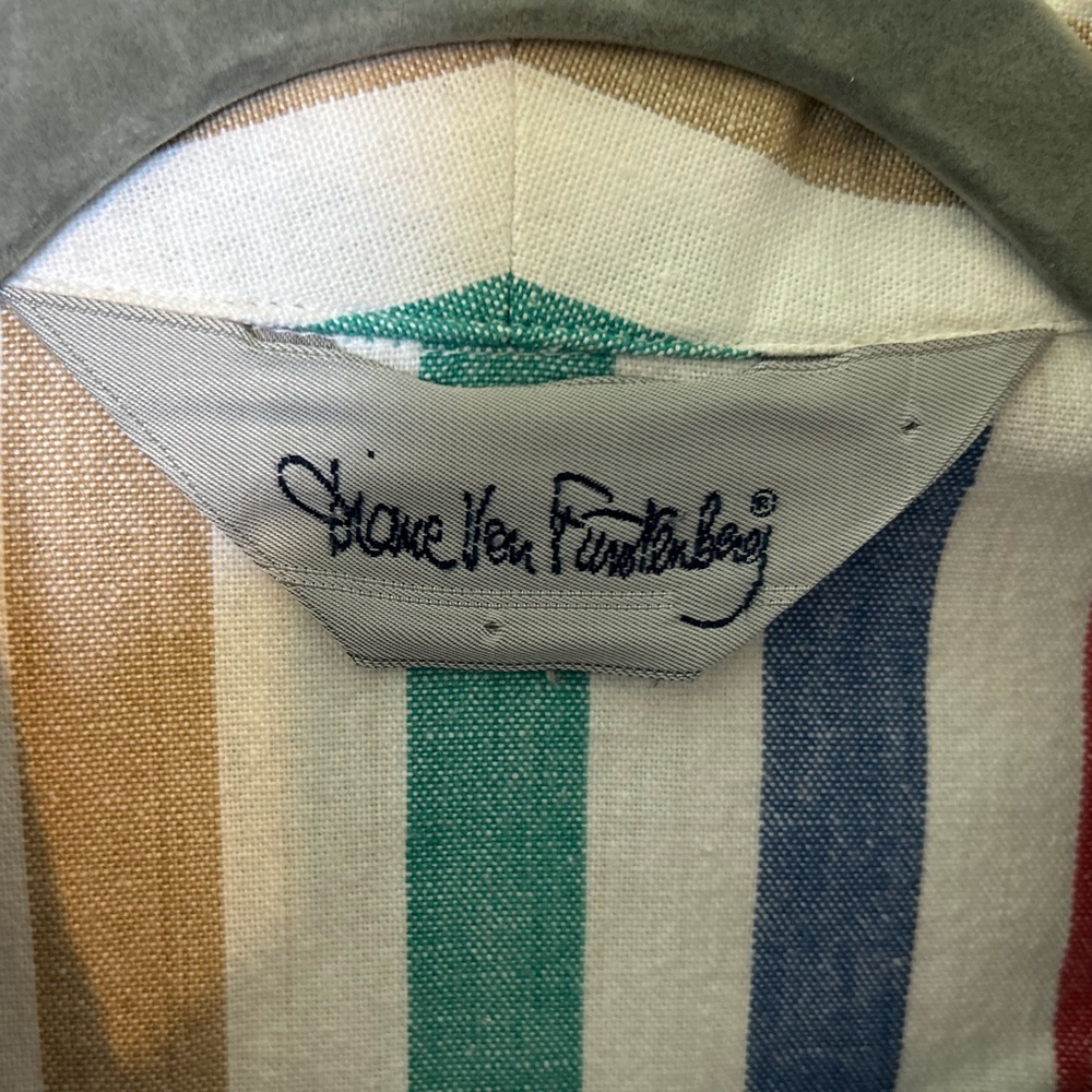 Vintage Diana Von Furstenberg Blazer - Picture 4 of 7